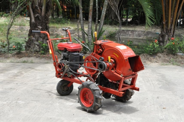 ขายเครื่องย่อยกิ่งไม้MITSUBISHI มีเกียร์เดินหน้า สภาพ เดิมญี่ปุ่น อะเนคประสงค์ 29,000เท่านั้น!!