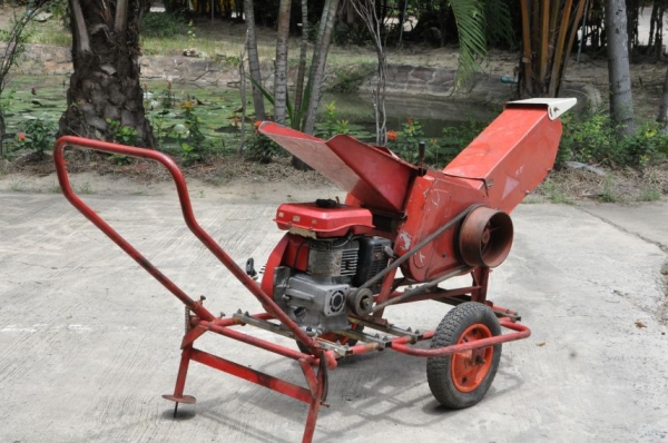 ขายเครื่องย่อยกิ่งไม้MITSUBISHIสภาพ เดิมญี่ปุ่น อะเนคประสงค์ 26,000เท่านั้น!! ขายเครื่องย่อยกิ่งไม้MITSUBISHIสภาพ เดิมญี่ปุ่น อะเนคประสงค์ 26,000เท่านั้น!!