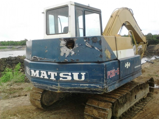 รถแบคโฮ KOMATSU PC - 60 -5 สนใจติดต่อ 081 - 6079515