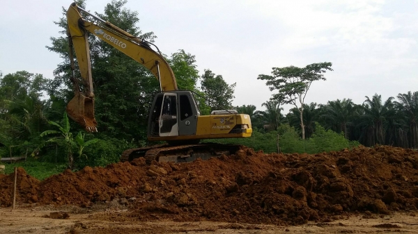 ขายรถแบคโฮ Kobelco sk200 mark3