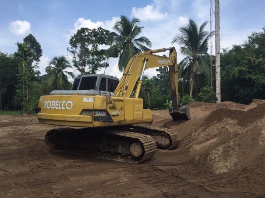 ขายรถแบคโฮ Kobelco sk200 mark3 ขายรถแบคโฮ Kobelco sk200 mark3