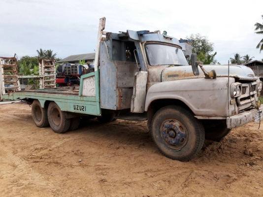 ขาย163.000 บาท 10ล้อเทรนเลอร์หัวยาว กระบะเหล็ก บรรไดไฮโดรลิค เครื่องดี145แรง สภาพพร้อมใช้งาน