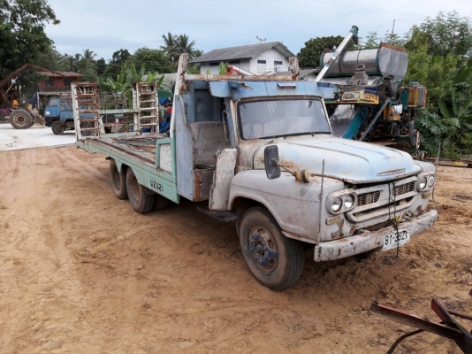 ขาย163.000 บาท 10ล้อเทรนเลอร์หัวยาว กระบะเหล็ก บรรไดไฮโดรลิค เครื่องดี145แรง สภาพพร้อมใช้งาน