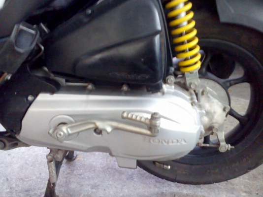 ขาย Honda Zoomer ปี 56 เครื่องดีเดิมๆ ภายนอกมีบังโคลนหน้าแตก เล่มพร้อมชุดโอน ขาย Honda Zoomer ปี 56 เครื่องดีเดิมๆ ภายนอกมีบังโคลนหน้าแตก เล่มพร้อมชุดโอน