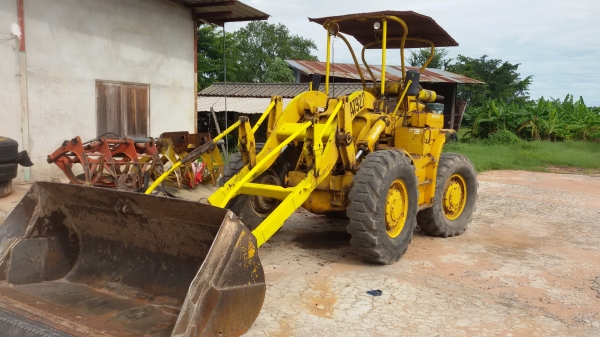 ขายรถตัก CAT 922 ต่อแขน ขยายปาก พร้อมใช้งาน ราคาต่อรองได้