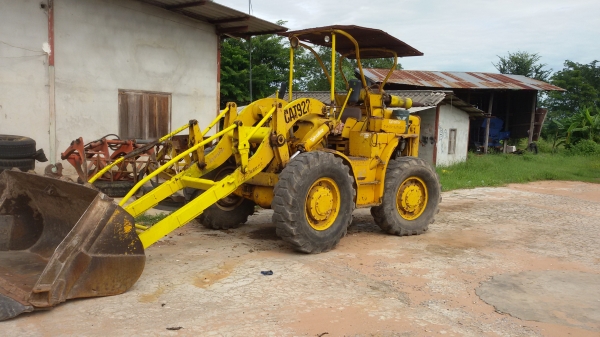 ขายรถตัก CAT 922 ต่อแขน ขยายปาก พร้อมใช้งาน ราคาต่อรองได้