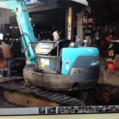 ขายรถขุดเล็ก KOBELCO SK40 ราคา 430,000 บาท