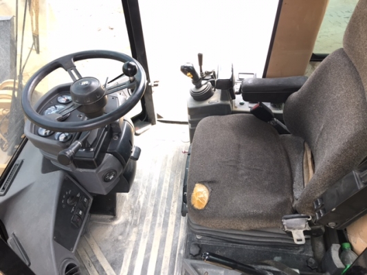 ขายรถตักล้อยาง CATERPILLAR 928G ปี 2001 โทร. 086-4789639 ขายรถตักล้อยาง CATERPILLAR 928G ปี 2001 โทร. 086-4789639