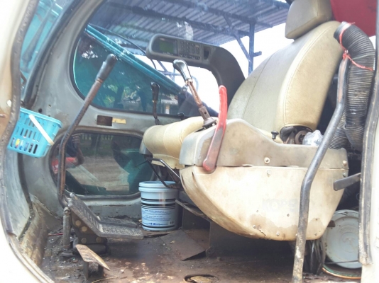 ขาย!! >>> Kobelco Sk200 Mark5 <<< พร้อมใช้งาน