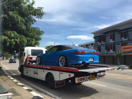 ขายรถสไลด์ 190 แรง มีเบรคไอเสีย ใช้งานน้อยมาก สภาพป้ายแดง PTOจากโรงงาน