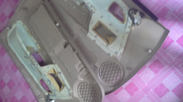 แฝงประตูอีชูชุดดีแมกช์ถอดสวยๆคับLR