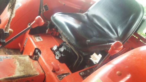 ขายรถไถ KUBOTA L3608 อุปกรณ์ ดันหน้า ผานหลัง โรตารี่ รถบ้าน ใช้งานน้อย2861ชั่วโมง สภาพพร้อมใช้งาน เอกสารพร้อมโอน ราคา270,000 สนใจโทร 090-8588220คุณนะ 093-3258446คุณบิว หรือเข้าดูสินค้าอื่นๆได้ที่ www.narong2truck.com หรือ www.truck.in.th/498 หรือเพจFacebo ขายรถไถ KUBOTA L3608 อุปกรณ์ ดันหน้า ผานหลัง โรตารี่ รถบ้าน ใช้งานน้อย2861ชั่วโมง สภาพพร้อมใช้งาน เอกสารพร้อมโอน ราคา270,000 สนใจโทร 090-8588220คุณนะ 093-3258446คุณบิว หรือเข้าดูสินค้าอื่นๆได้ที่ www.narong2truck.com หรือ www.truck.in.th/498 หรือเพจFacebo