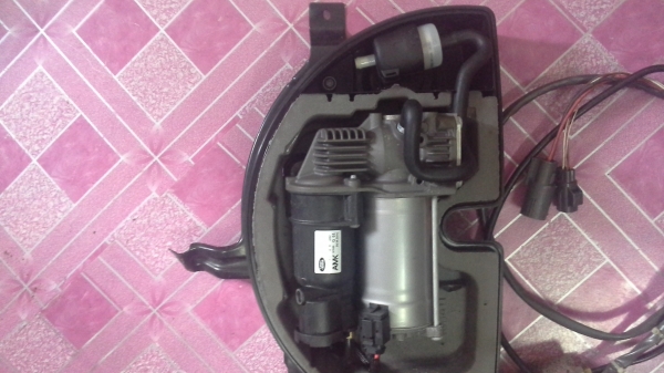 ปั้มลมเสริมแลนโรเวอร์คับ