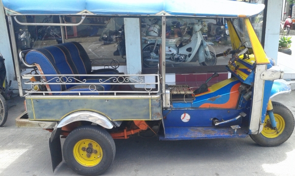 รถตุ๊กๆ สตาร์ทติดวิ่งได้เครื่องดีลด 31000.-