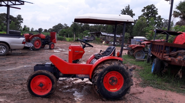 30000บาทลดสุดๆงดต่อรองครับโครง Krt140+ไม่มีเครื่อง    ผาน3 ล้อเหล็กกันจม