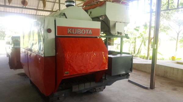 Kubota Dc60plus+พร้อมเล่มทะเบียน สภาพสวย(2&times;&times;&times;ชม.)แทรคยางใหม่ **ขายราคา 239,000 บาท ดูรถได้ที่ อ.ไพรบึง ศรีสะเกษ โทร.092-6848699
