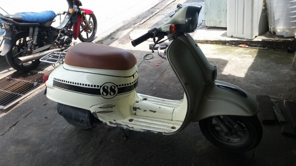 ขายรถป๊อบ มินิเวสป้า รถขับดี ขี่ง่าย สตาร์ทมือ ราคาเบาๆ