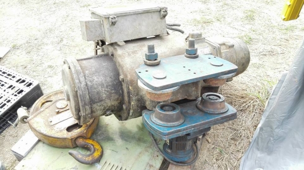 รอกสลิงไฟฟ้า Mitsubishi Made in JAPAN 2 ตัน 4 ทิศทาง ไฟ 380V พร้อมใช้งาน