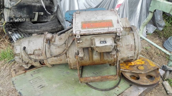 รอกสลิงไฟฟ้า Mitsubishi Made in JAPAN 2 ตัน 4 ทิศทาง ไฟ 380V พร้อมใช้งาน