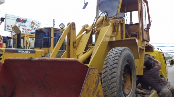 505  รถตักโคมัตสุ รถนอกคุณภาพดีครับ