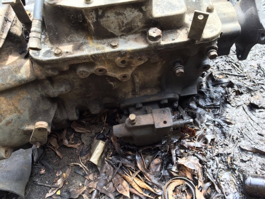 ขายเกียร์ 227หรือ1m มีเกียร์ฝากให้ เปิดฝาดูได้ครับ 16000