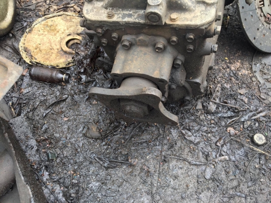 ขายเกียร์ 227หรือ1m มีเกียร์ฝากให้ เปิดฝาดูได้ครับ 16000