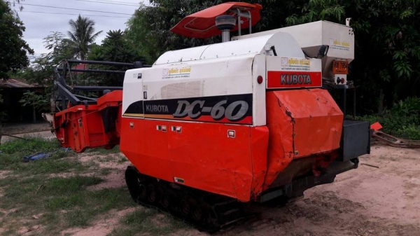 รถเกี้ยวพร้อมใช้ DC60 กระสอบ รถปี่2553เล่มทะเบียนพร้อม เทเลอร์พร้อม