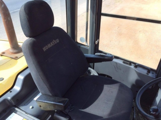 ขายรถตักล้อยาง KOMATSU WA100-5 ปี 2009 4XXX ชม. รถนอกนำเข้าจากญี่ปุ่น สภาพสวยพร้อมใช้ มีVDOการทำงานครับ