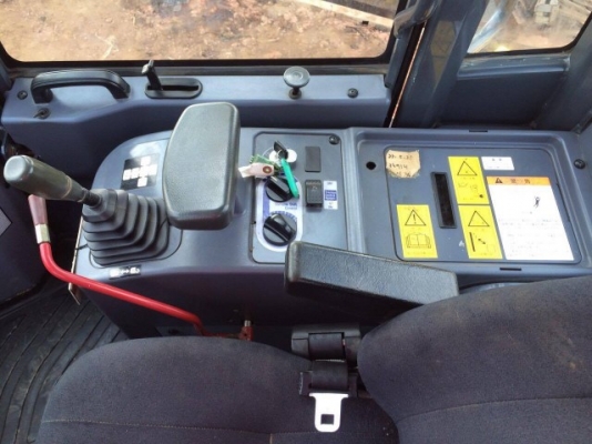 ขายรถตักล้อยาง KOMATSU WA100-5 ปี 2009 4XXX ชม. รถนอกนำเข้าจากญี่ปุ่น สภาพสวยพร้อมใช้ มีVDOการทำงานครับ