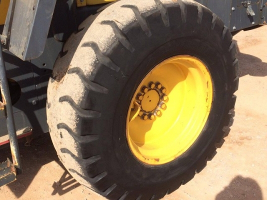 ขายรถตักล้อยาง KOMATSU WA100-5 ปี 2009 4XXX ชม. รถนอกนำเข้าจากญี่ปุ่น สภาพสวยพร้อมใช้ มีVDOการทำงานครับ