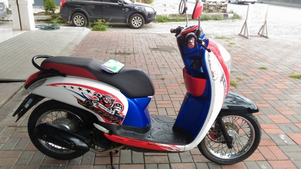 สกุ๊บปี้ไอปี55รถบ้านเครื่องดีสีสวยภาษีไม่ขาดเอกสารครบ