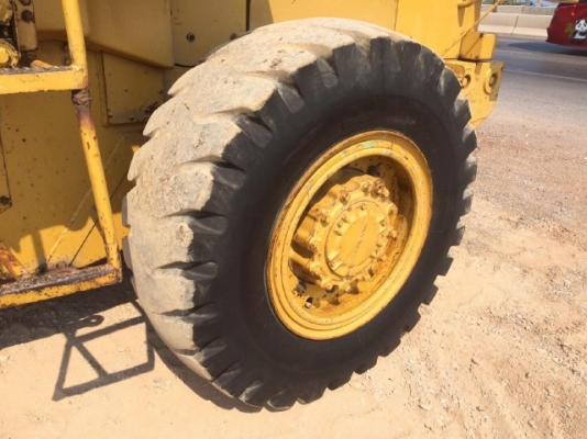 ขายรถตักล้อยาง CAT 926 สภาพสวยพร้อมใช้ นำเข้าจากญี่ปุ่น มีVDOการทำงานครับ ขายรถตักล้อยาง CAT 926 สภาพสวยพร้อมใช้ นำเข้าจากญี่ปุ่น มีVDOการทำงานครับ