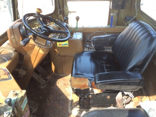 ขายรถตักล้อยาง CAT 926 สภาพสวยพร้อมใช้ นำเข้าจากญี่ปุ่น มีVDOการทำงานครับ ขายรถตักล้อยาง CAT 926 สภาพสวยพร้อมใช้ นำเข้าจากญี่ปุ่น มีVDOการทำงานครับ