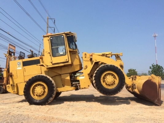ขายรถตักล้อยาง CAT 926 สภาพสวยพร้อมใช้ นำเข้าจากญี่ปุ่น มีVDOการทำงานครับ ขายรถตักล้อยาง CAT 926 สภาพสวยพร้อมใช้ นำเข้าจากญี่ปุ่น มีVDOการทำงานครับ