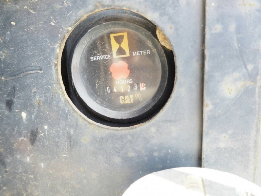 **ราคา 615,000 บาท**CAT 305SR รถขุดจากญี่ปุ่น ชั่วโมงทำงาน 4,xxx ชั่วโมง