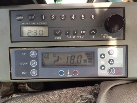 ขายรถแบคโฮ KOBELCO SK200SR YY04 ปี 2006 (MARK6) คอนโทรลสั้น สภาพสวยพร้อมใช้งาน มีVDOการทำงานครับ ขายรถแบคโฮ KOBELCO SK200SR YY04 ปี 2006 (MARK6) คอนโทรลสั้น สภาพสวยพร้อมใช้งาน มีVDOการทำงานครับ