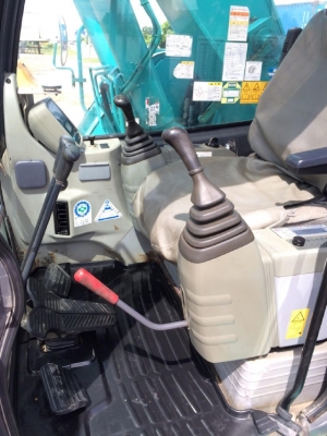 ขายรถแบคโฮ KOBELCO SK200SR YY04 ปี 2006 (MARK6) คอนโทรลสั้น สภาพสวยพร้อมใช้งาน มีVDOการทำงานครับ ขายรถแบคโฮ KOBELCO SK200SR YY04 ปี 2006 (MARK6) คอนโทรลสั้น สภาพสวยพร้อมใช้งาน มีVDOการทำงานครับ