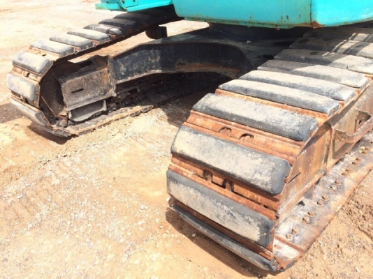 ขายรถแบคโฮ KOBELCO SK200SR YY04 ปี 2006 (MARK6) คอนโทรลสั้น สภาพสวยพร้อมใช้งาน มีVDOการทำงานครับ ขายรถแบคโฮ KOBELCO SK200SR YY04 ปี 2006 (MARK6) คอนโทรลสั้น สภาพสวยพร้อมใช้งาน มีVDOการทำงานครับ