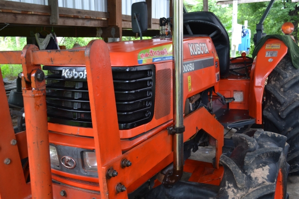 ต้องการขายคูโบต้า M5000su4WD ต้องการขายคูโบต้า M5000su4WD