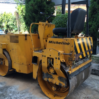 รถบดล้อเหล็กสั่นสะเทือน BITELLI  MICHELINO