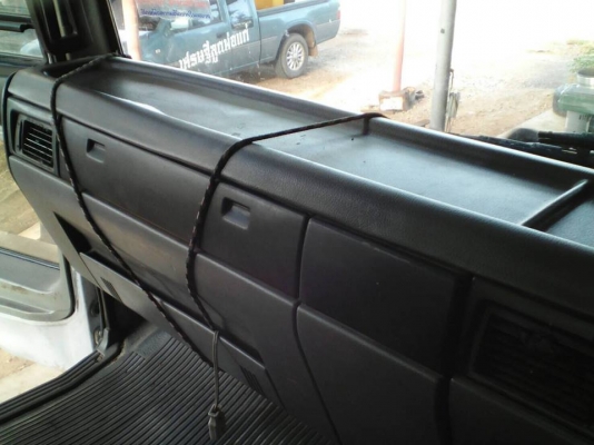 ขาย10ล้อ2เพลา หัวแชชซี FM 1J 225แรง แชชซีสวยเดิม หัวเดิม เอกสารเล่มทะเบียนครบ สภาพพร้อม