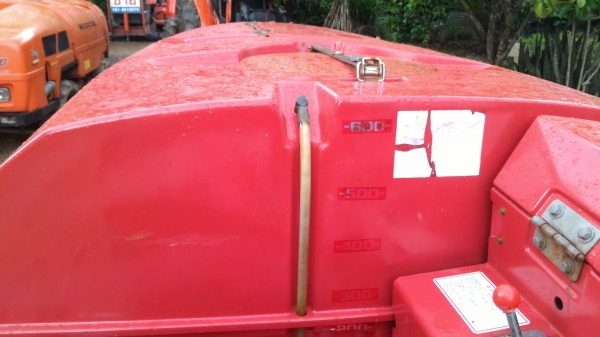 ขายแอร์บัส ขนาด600 ลิตรราคา 200,000  สอบถามได้ครับ อ.แกลง จ.ระยอง  มีบริการขนส่งทั่วไทย DC Tractor Rayong 0818618678,0899347475 https://www.facebook.com/DC-Tractor-Rayong-3071545327&hellip;/shop&hellip; id line=081-8618678 id line=089-9347475