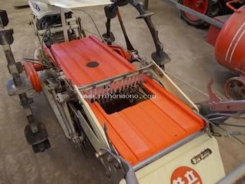 รถปลูกข้าวดำนาเดินตาม KIORITZ   LT-2F-D3 รหัสสินค้า 80802833 ดูสินค้าอื่นๆได้ที่ www.nihonmono.com