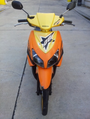 ขาย Honda คลิกตัวแรก (ลายสีส้มดำ)