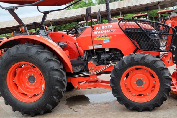 รถไถมือสอง M6040 ใบมีด+ผาน 1 ตัว ดาวน์ 55,000 โทรเลย 089-0111624