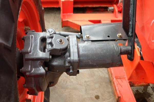 รถไถมือสอง M6040 ใบมีด+ผาน 1 ตัว ดาวน์ 55,000 โทรเลย 089-0111624