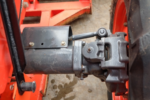 รถไถมือสอง M6040 ใบมีด+ผาน 1 ตัว ดาวน์ 55,000 โทรเลย 089-0111624