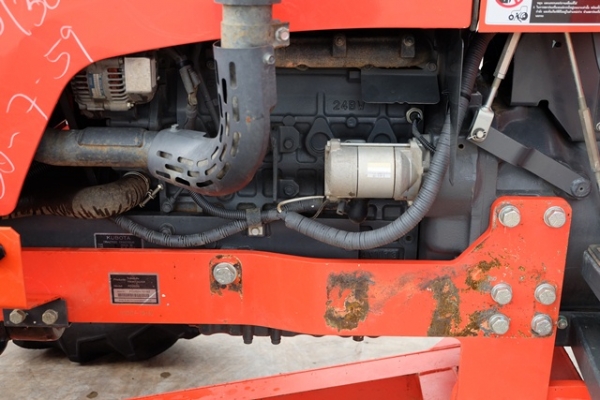 รถไถมือสอง M6040 ใบมีด+ผาน 1 ตัว ดาวน์ 55,000 โทรเลย 089-0111624