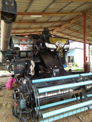 รถเกี่ยว KMT ปี 3