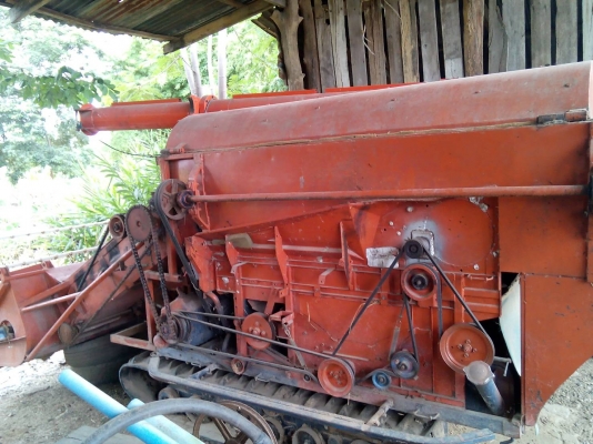 ขายรถเกี่ยวข้าวคูโบต้า